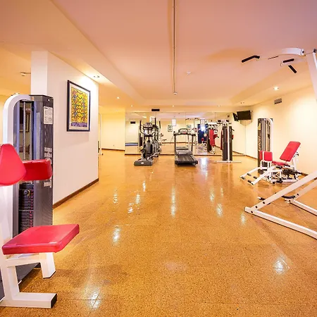 Hotell Gale Nautico 4*
