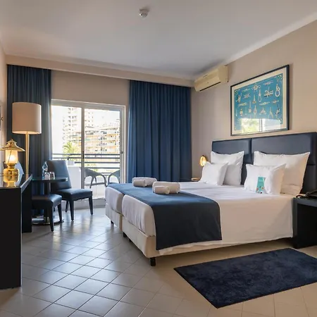 Hotell Gale Nautico 4*